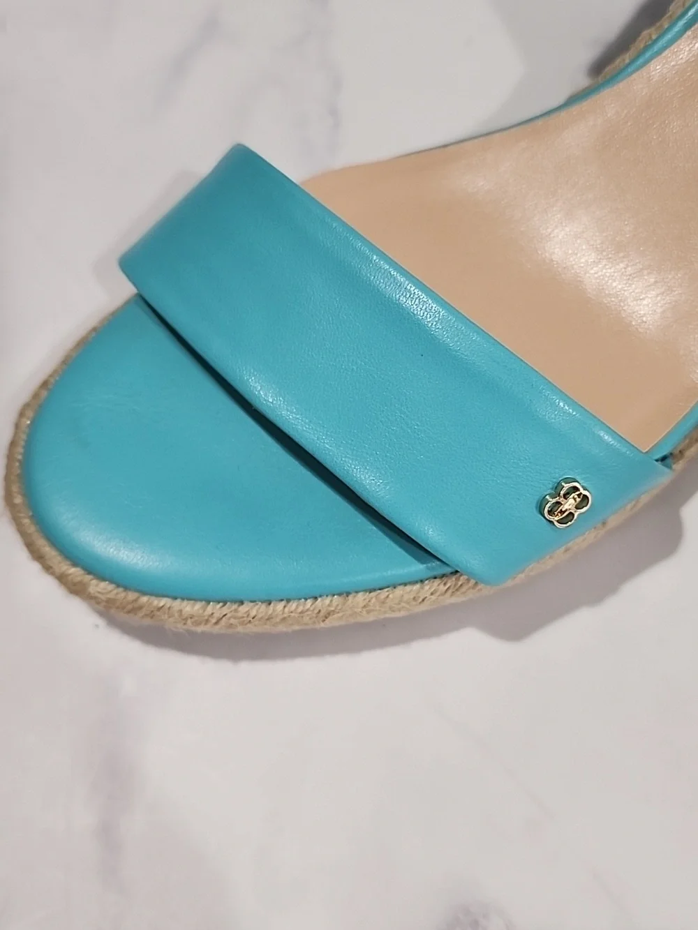 Bandolino Stylish  Wedge  Blue Sandal